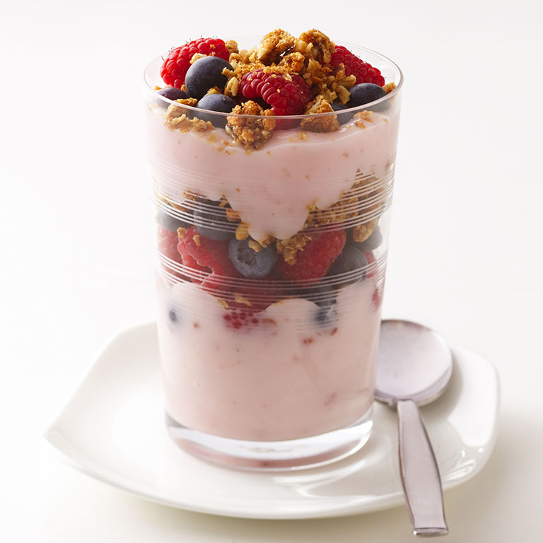 Berries-Yogurt-Parfait