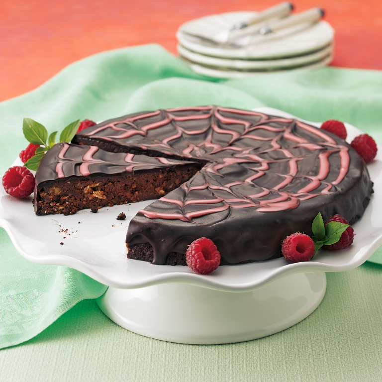 heavnely-chocolate-raspberry-torte